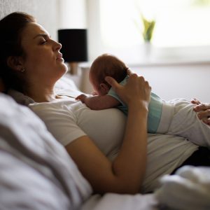 Guide For New Mothers Dealing With Postpartum Depression